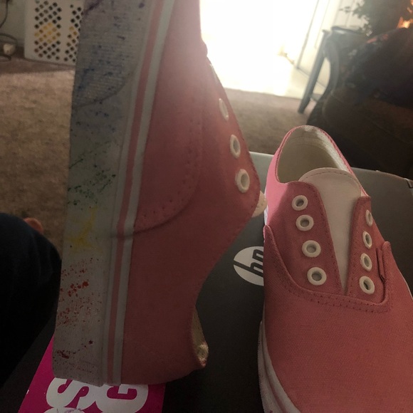 Rainbow shoes - Picture 2 of 8